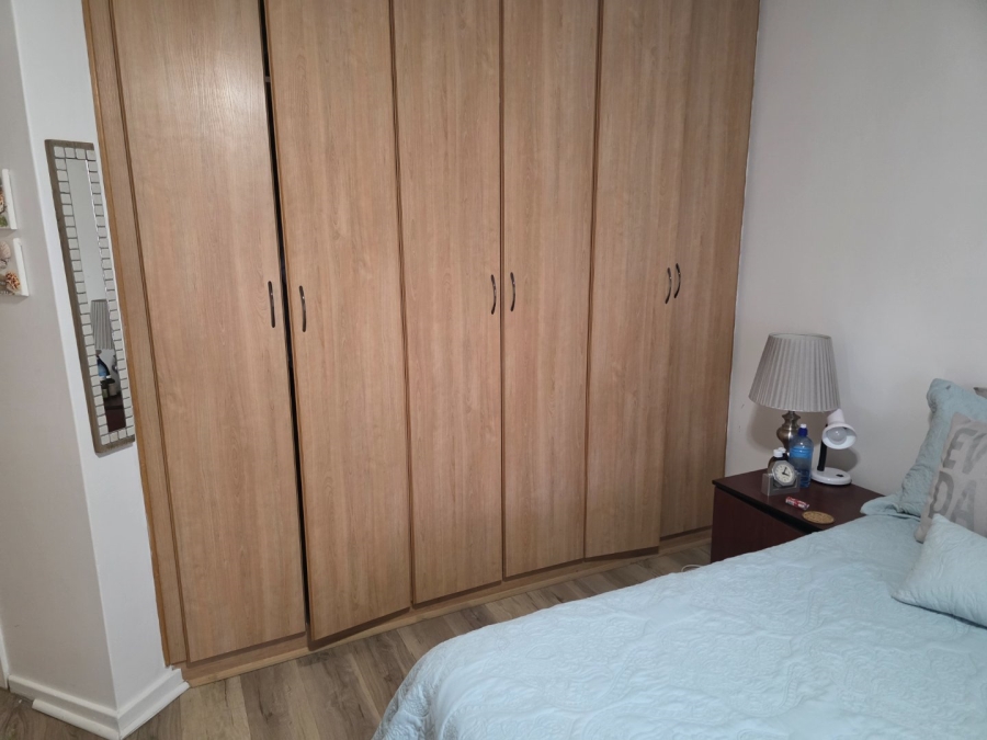 2 Bedroom Property for Sale in Langenhovenpark Free State